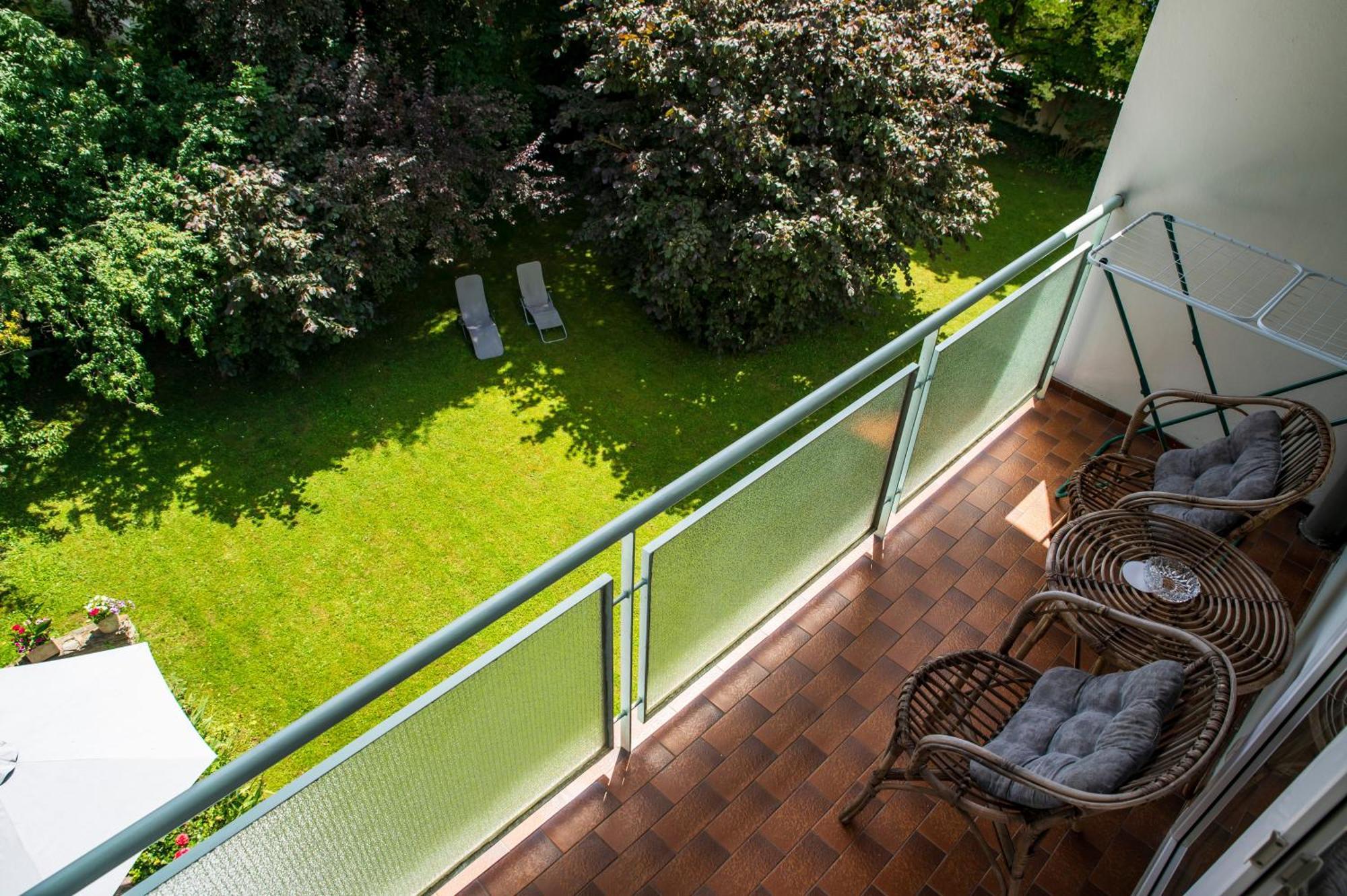 Hotel Garni Seeroesl Am Woerthersee , Kaernten Krumpendorf Exterior foto