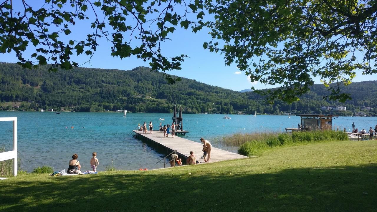 Hotel Garni Seeroesl Am Woerthersee , Kaernten Krumpendorf Exterior foto